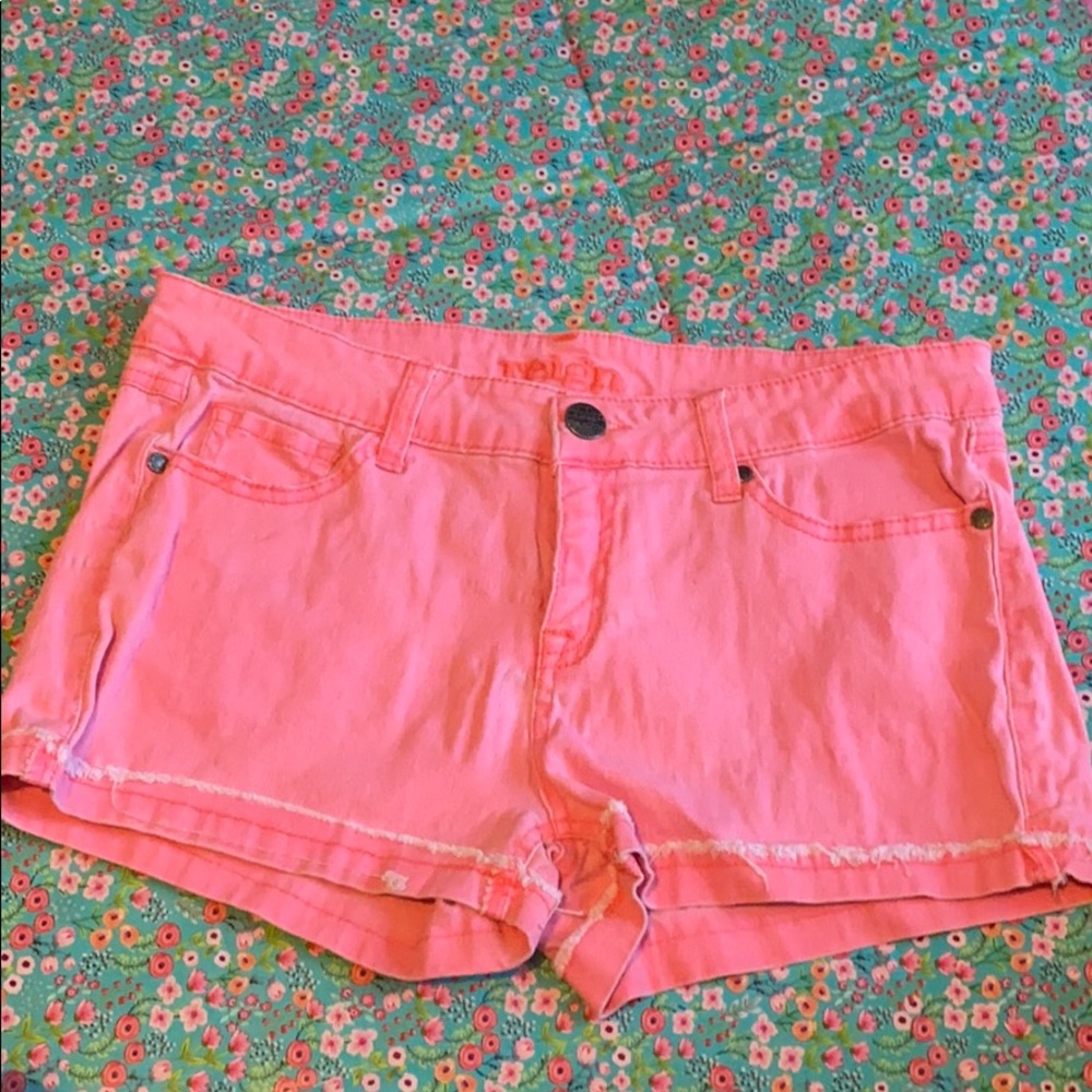 💐Pink shorts